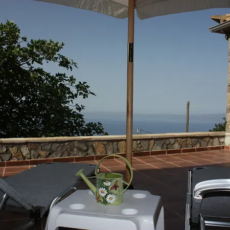 Villa Aeropi