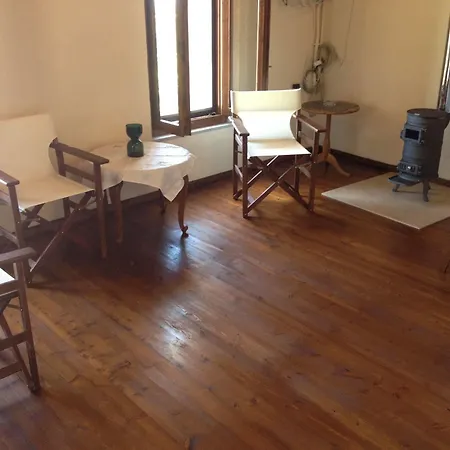 Villa Aeropi *